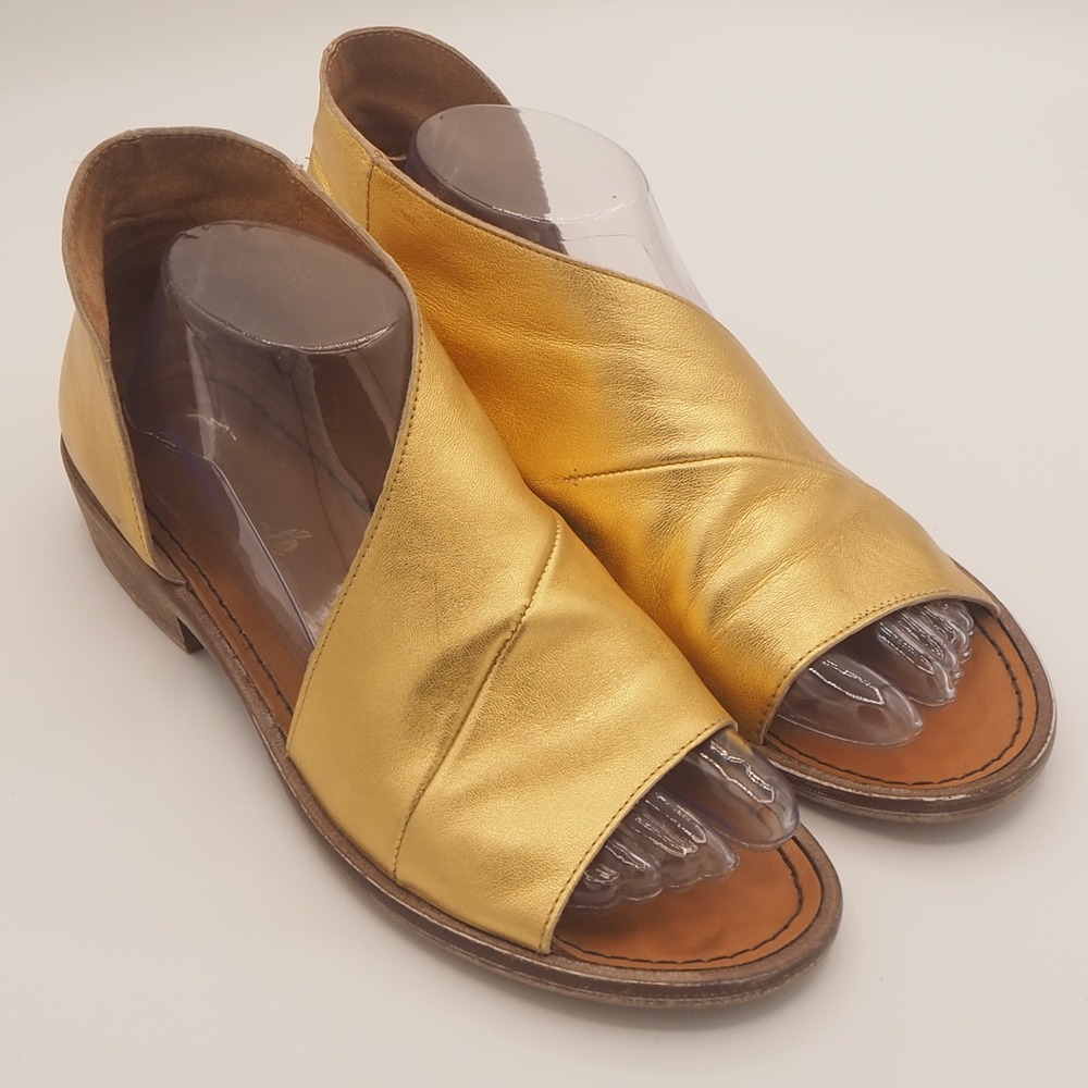 Free People Mont Blanc Gold Leather Sandals EU 39 US 8.5-9 Boho Mule